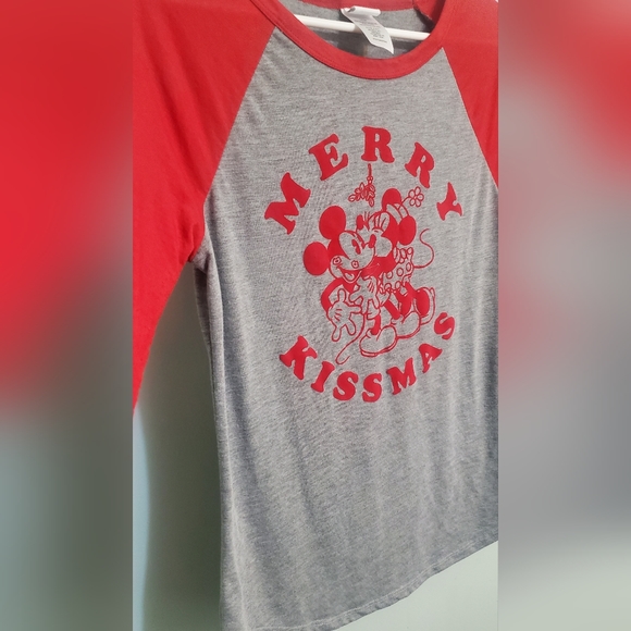 Disney Christmas shirt - Picture 2 of 6